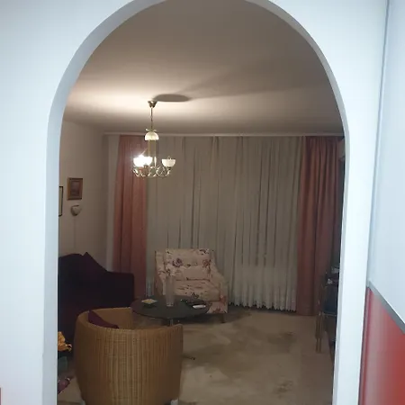 Zgrada Apartment *